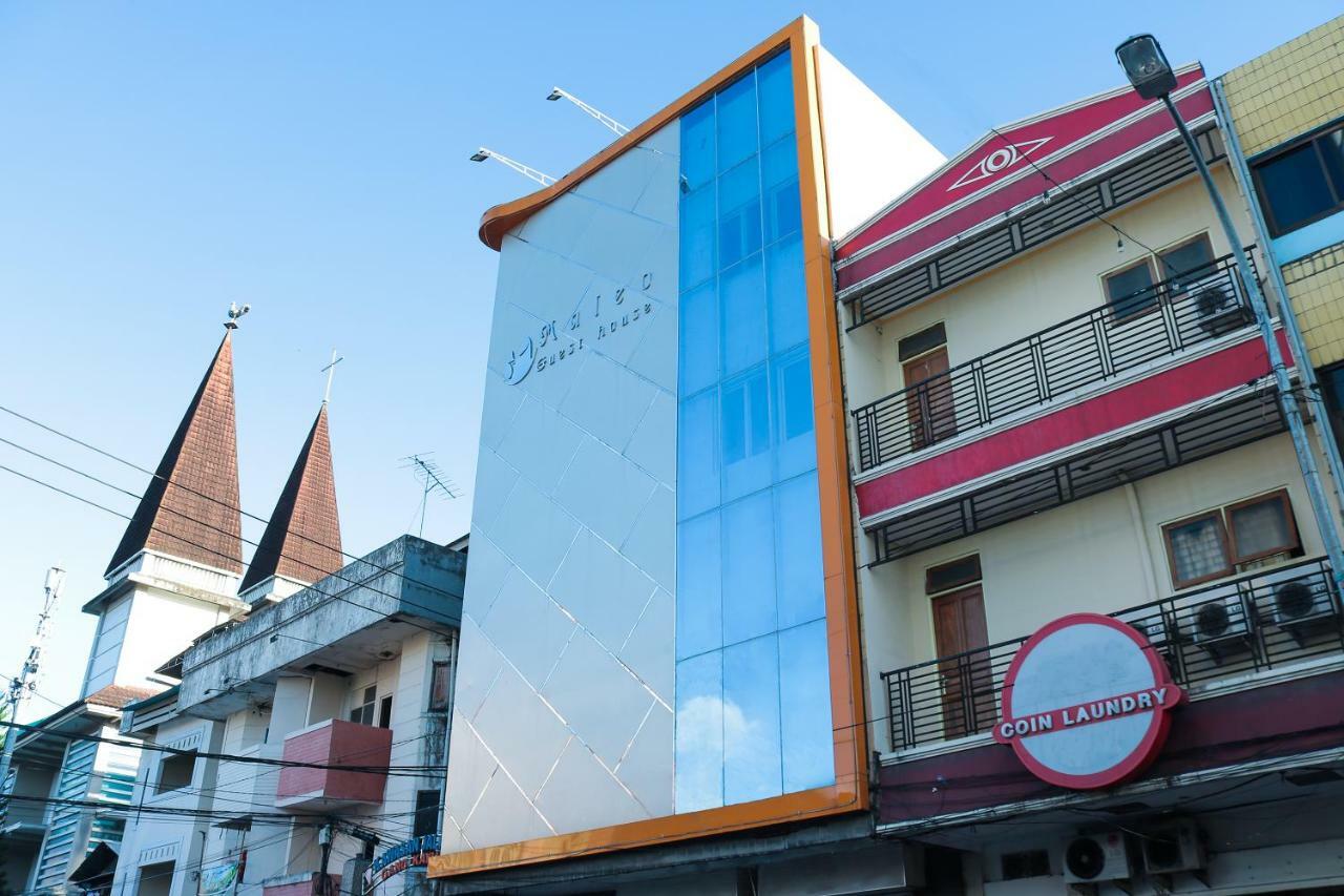 Oyo 984 Maleo Guest House Ambon Exterior foto